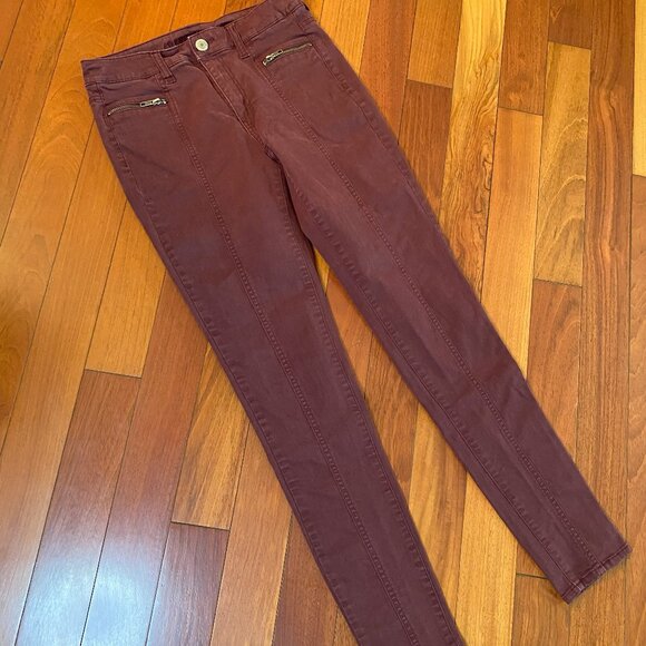 American Eagle Outfitters Denim - American Eagle Skinny Jeans size 6 High Rise